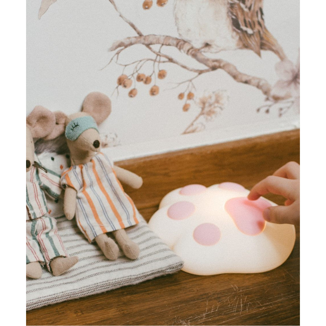 Paw Silicone Lamp - Pink